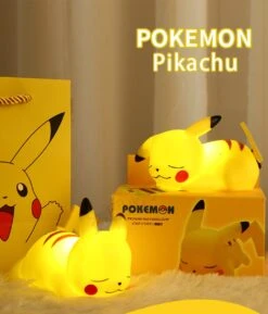 Pokémon-bedlampje-Pikachu-nachtlamp- Liggend 2 -Led- Slaapkamer- Mini-Lamp- Pokemon- Speelgoed