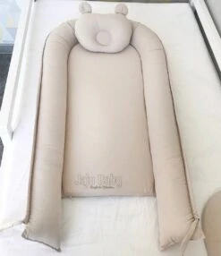 Jaju Baby - Babynestje En Hoofdkussen - Organische Katoen - Antibacterieel Babynestje - Anti-Allergisch Babynestje - Lichtbruin - 74 X 40 Cm -Baby Peuter Winkel 1037x1200 2