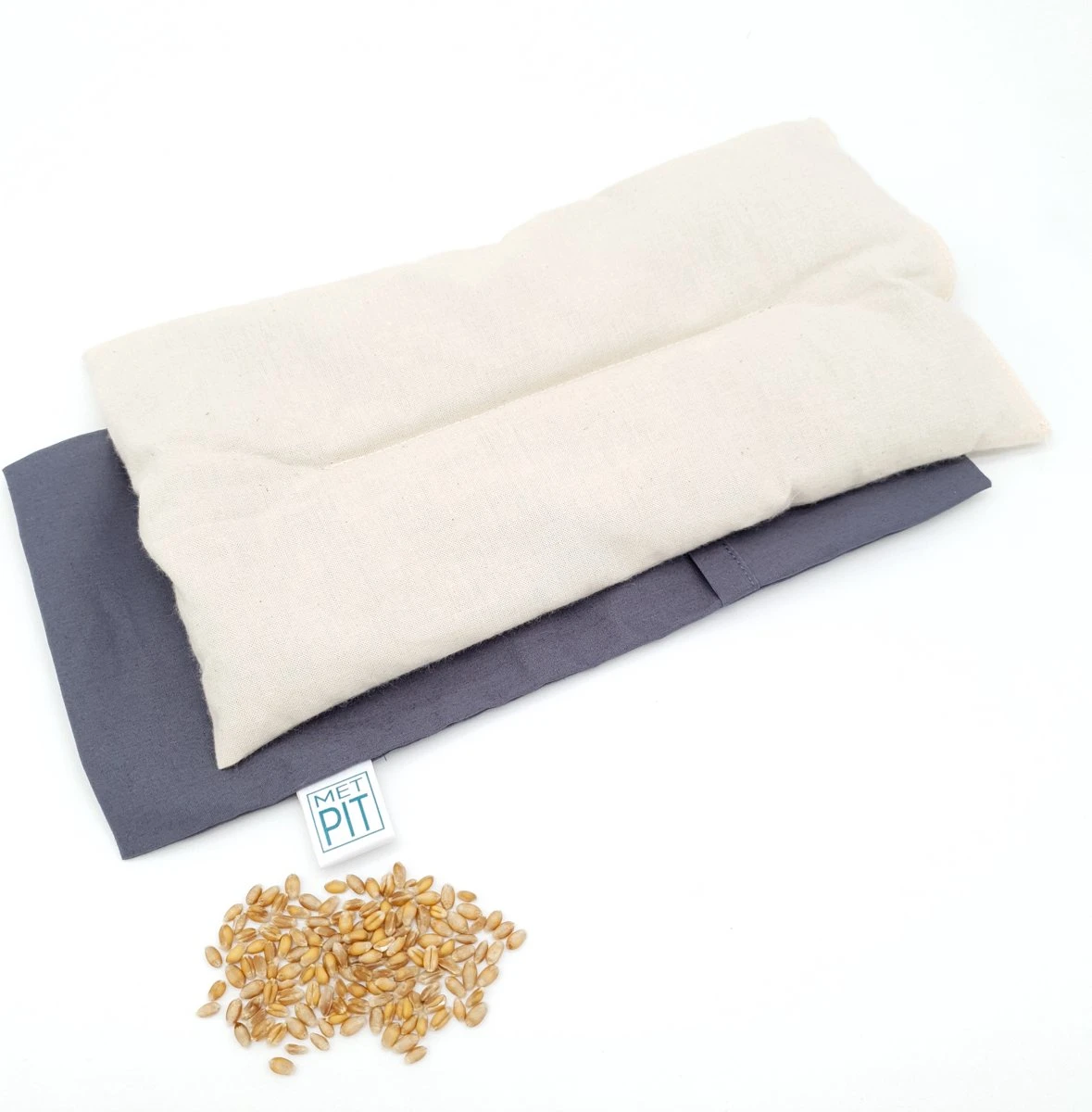 Kruik Baby Met Pit! – NIEUW MODEL Hoes Is Wasbaar – Veilige Tarwe Kruik - Made In NL/BE – Magnetron èn Vriezer - Antraciet 4 Kruik Baby Met Pit! – NIEUW MODEL Hoes Is Wasbaar – Veilige Tarwe Kruik - Made In NL/BE – Magnetron èn Vriezer - Antraciet - Afbeelding 2