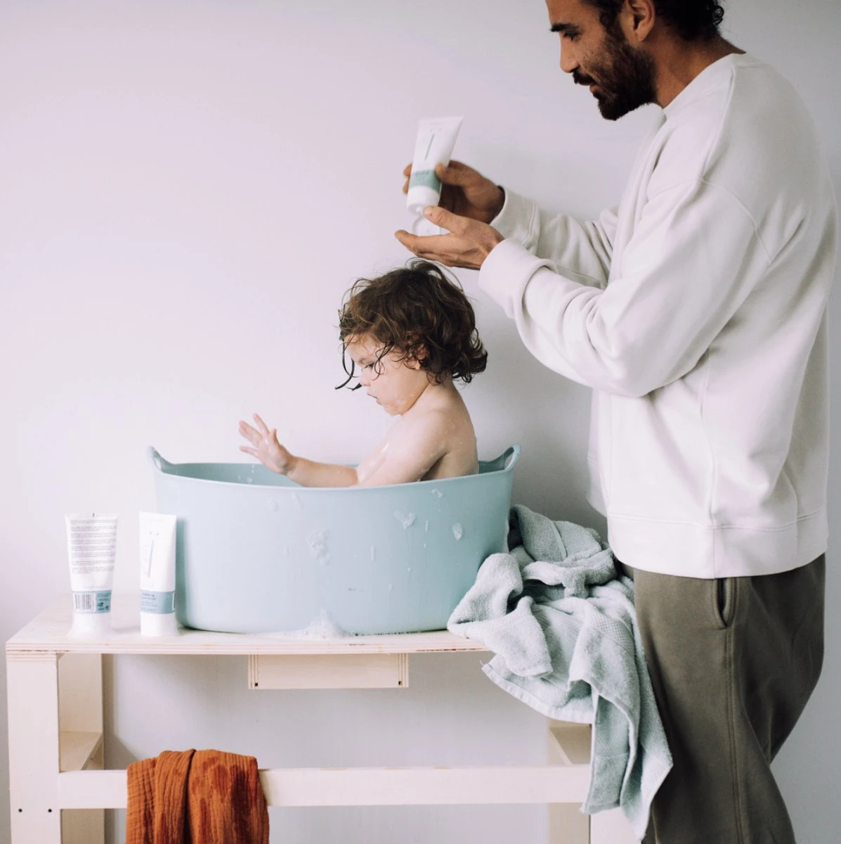 Naïf Hydraterende Wascrème - Babyverzorging - 200ml - Met Natuurlijke Ingrediënten 8 Naïf Hydraterende Wascrème - Babyverzorging - 200ml - Met Natuurlijke Ingrediënten - Afbeelding 6