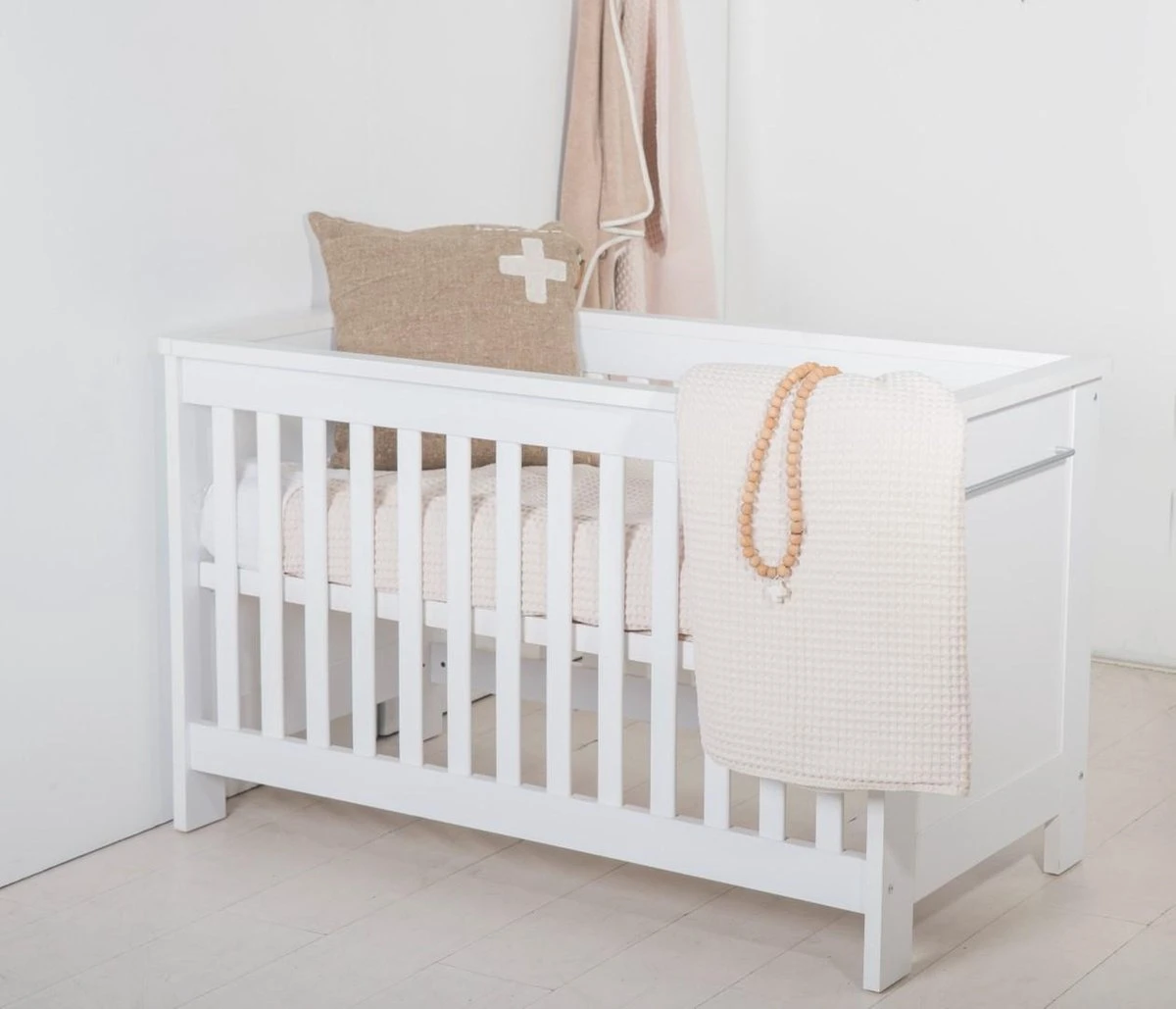 Cabino Babybed / Ledikant Noel Wit 60 X 120 Cm 7 Cabino Babybed / Ledikant Noel Wit 60 X 120 Cm - Afbeelding 5