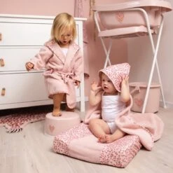 Bebe-Jou Leopard Pink 72 X 44 Cm Aankleedkussenhoes 3014123 7 Bebe-Jou Leopard Pink 72 X 44 Cm Aankleedkussenhoes 3014123 -Baby Peuter Winkel 1200x1200 1935