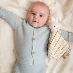 Nijntje X Little Dutch - Vintage Sunny Stripes - Knuffeldoekje 8 Nijntje X Little Dutch - Vintage Sunny Stripes - Knuffeldoekje -Baby Peuter Winkel 1200x1200 2269