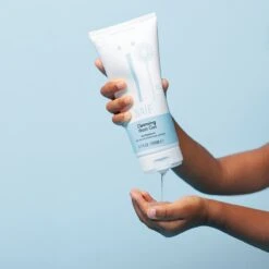 Naïf Reinigende Wasgel - Baby En Kids - 2 X 200ml - Met Natuurlijke Ingrediënten -Baby Peuter Winkel 1200x1200 424