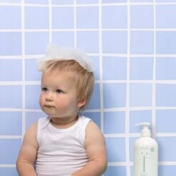 Naïf Voedende Shampoo Pompfles - Baby En Kids - 500ml - Met Natuurlijke Ingrediënten -Baby Peuter Winkel 1200x1200 471