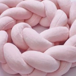 Buxibo Baby Bed Bumper - Baby Veiligheid/Hoofdbescherming/Bedbescherming - Multifunctionele Voedingskussen/Bedomrande/Boxomrander - 200CM - Roze -Baby Peuter Winkel 1200x1200 996