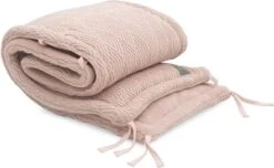 Jollein Bedomrander River Knit 180x35cm - Pale Pink -Baby Peuter Winkel 1200x740 1