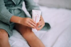 Naïf Vette Crème Voor De Gevoelige Huid - Baby En Kind - 75 Ml – Met Natuurlijke Ingrediënten -Baby Peuter Winkel 1200x796