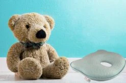 Baby IQ Orthopedisch Baby Hoofdkussen – Traagschuim – Tegen Plat Achterhoofd – Baby Kussen Plat Hoofd - Kraamcadeau – Blauw – Incl Gratis Bandana Slabber -Baby Peuter Winkel 1200x799 33