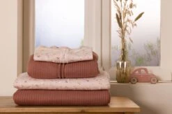 Little Dutch Ledikantdeken Little Pink Flowers -Baby Peuter Winkel 1200x800 281