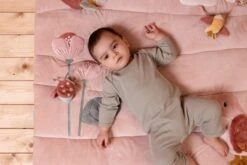 Little Dutch - Speelkleed - Boxkleed - Flowers & Butterflies 35 Little Dutch - Speelkleed - Boxkleed - Flowers & Butterflies -Baby Peuter Winkel 1200x800 477