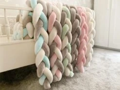 IL BAMBINI Gevlochten Baby Bed Bumper Treccia - Bedomrander - Box Omrander - Hoofdbeschermer - Boxrand - Bedbumper - Stootrand - Boxomrander - (3 Meter) Grijs 11 IL BAMBINI Gevlochten Baby Bed Bumper Treccia - Bedomrander - Box Omrander - Hoofdbeschermer - Boxrand - Bedbumper - Stootrand - Boxomrander - (3 Meter) Grijs -Baby Peuter Winkel 1200x899 8