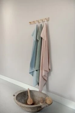 Koeka Baby Badcape Dijon Daily - 100x100cm - Lichtroze 15 Koeka Baby Badcape Dijon Daily - 100x100cm - Lichtroze -Baby Peuter Winkel 799x1200 13