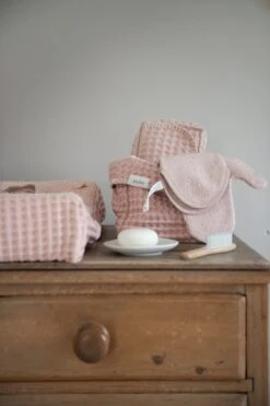 Koeka Hoes Voor Babydoekjes Wafel Antwerp - Roze -Baby Peuter Winkel 799x1200 74