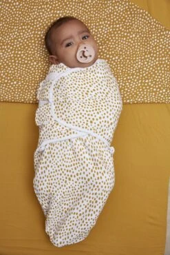 Meyco Cheetah Swaddlemeyco Inbakerdoek - Honey Gold - 0-3 Maanden -Baby Peuter Winkel 801x1200 76