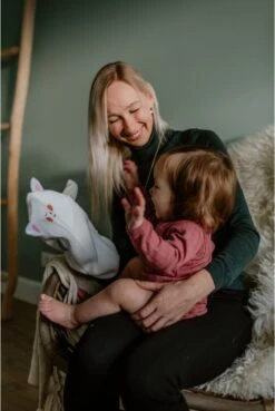 A3 Baby & Kids Soozly Kruikenzak Handpop Wit 17 A3 Baby & Kids Soozly Kruikenzak Handpop Wit -Baby Peuter Winkel 804x1200 7