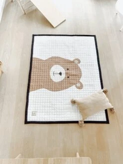 Love By Lily - Groot Speelkleed Baby - Beer - 150x200 - Zacht Speelkleed Buiten En Binnen - Grote Speelmat - Speeltapijt Kind - Picknick Kinderkleed - Speelkleed Xxl - Speelkleed Peuter -Baby Peuter Winkel 899x1200 35